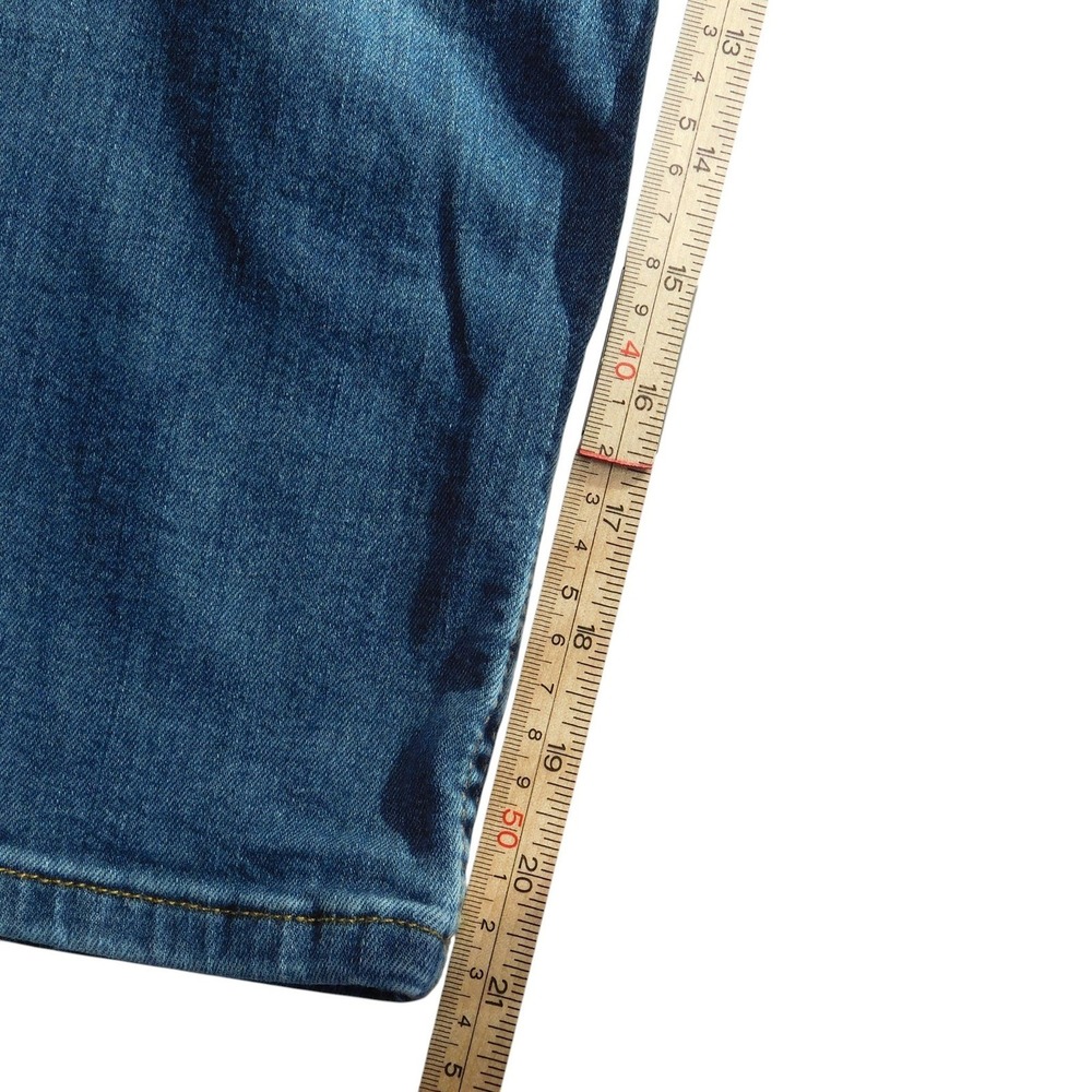 Wrangler Classic Straight Stretch Jeans Boys 8 Regular Medium Wash - Picture 7 of 9